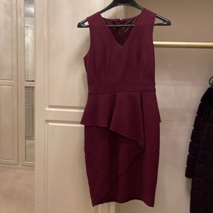 NWT White House black market size 2P